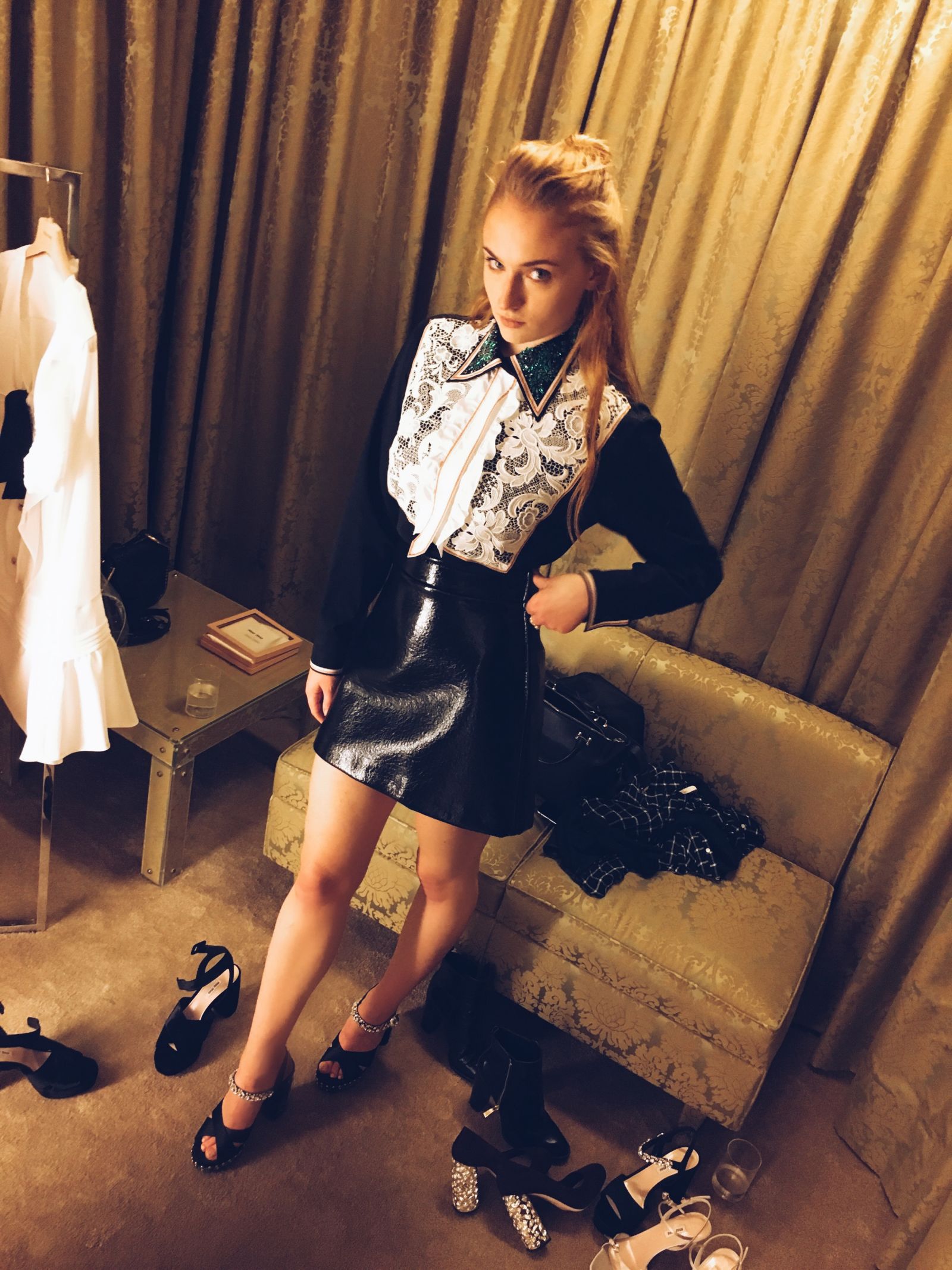 Rebecca Corbin-Murray Preps Sophie Turner For The Miu Miu Paris Show – Fashion ...1600 x 2133